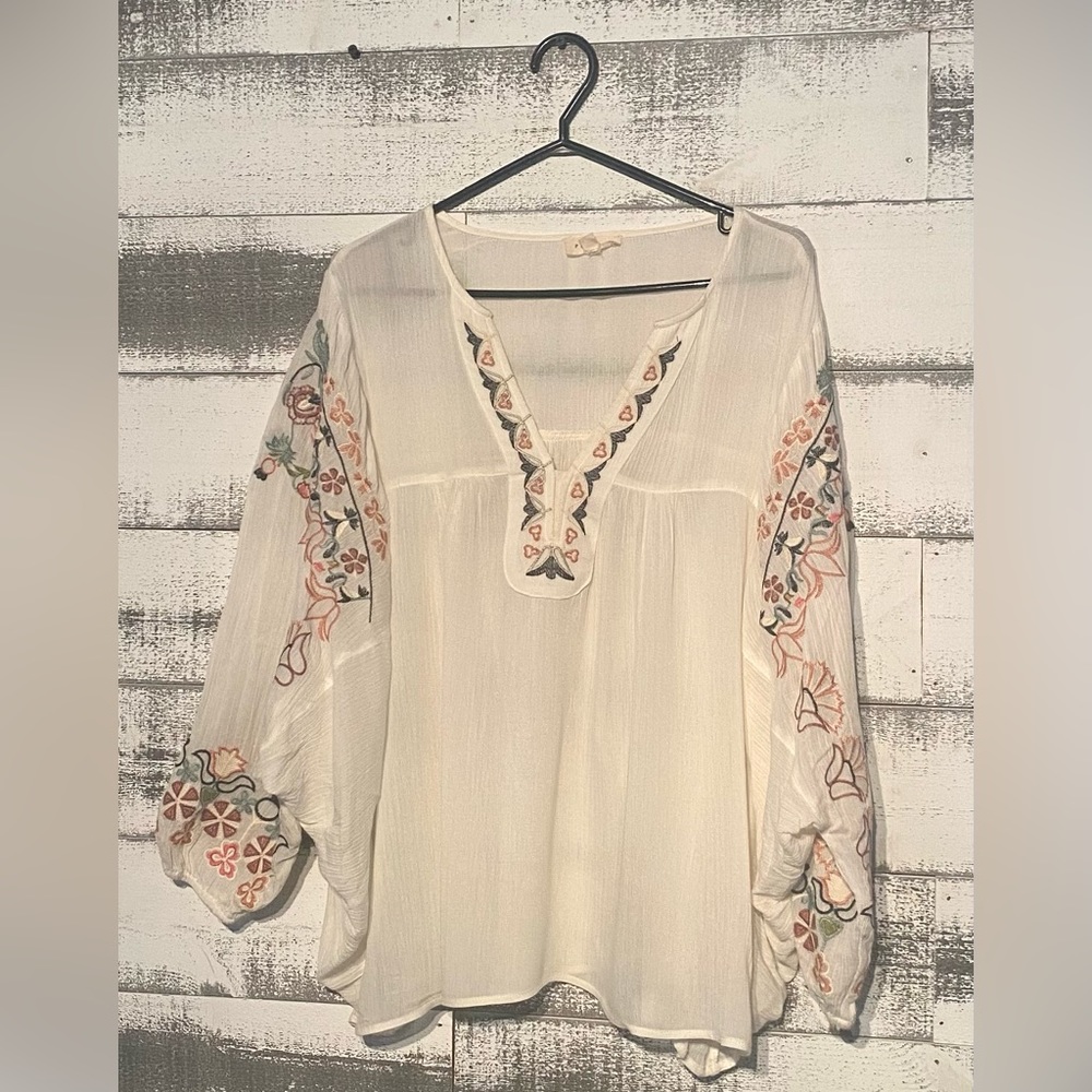 Promesa L Ivory Embroidered Peasant Blouse